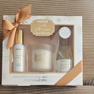 Vanilla Wonderland Bath & Body Set - White and Gold